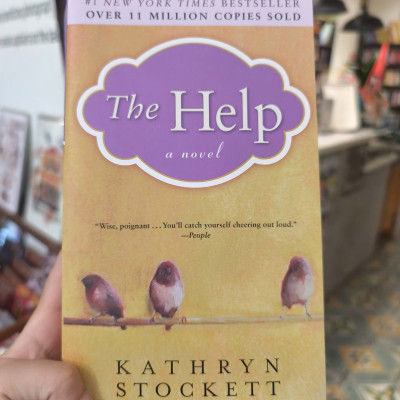 Sách - The Help by Kathryn Stockett - The #1 New York Times bestselling novel