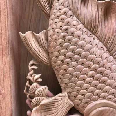 Cặp tranh điêu khắc treo tường tích lý ngư vọng nguyệt đẹp long lanh  bằng gỗ hương đá kt 47×147×10cm