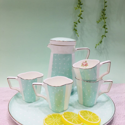 Bộ trà sứ xương cao cấp cốc cao chấm bi xanh ROYAL 5546 