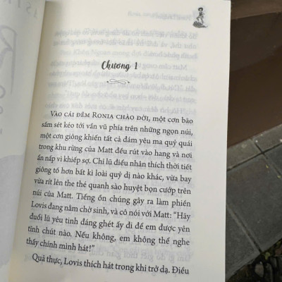 RONIA CON GÁI CỦA TƯỚNG CƯỚP – Astrid Lindgren – Nguyễn Bích Loan dịch – NXB Phụ Nữ