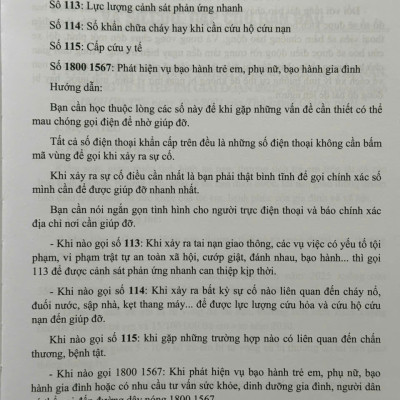 Sách Kỹ Năng An Toàn và Sơ Cấp Cứu Ban Đầu Trong Cuộc Sống Hàng Ngày (V2620A)