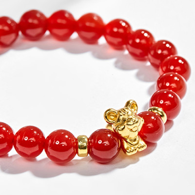 Vòng tay đá mã não đỏ charm tuổi tý bạc mạ vàng 24k - Ngọc Qúy Gemstones