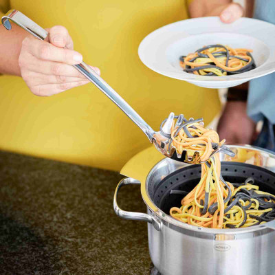 Thìa Dài Múc Mì Spaghetti Rosle 10087 29,5cm Cán Móc Hàng chính hãng