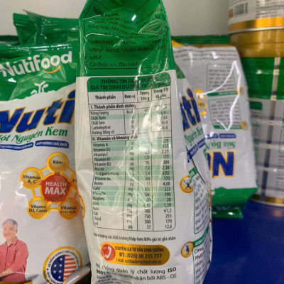 Thùng sữa bột Nguyên Kem Nutifood 400g (30 gói/thùng)