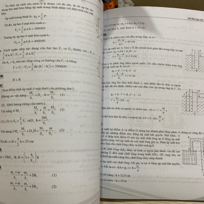 Sách 500 Bài Tập Vật Lí Trung Học Cơ Sở - Bồi dưỡng học sinh Khá, Giỏi