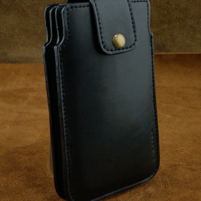 Bao da đựng 2 điện thoại có sử dụng ốp lưng vừa đeo lưng và cầm tay da bò thật may thủ công bền đẹp - Hàng chính hãng
