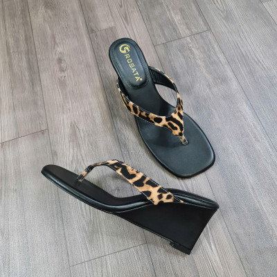 Dép nữ xỏ ngón, quai xuôi, đế xuồng ROSATA RO737 - 7p - Đen - BKSTORE