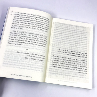  Combo 2 cuốn: Dám Mơ Lớn - Đừng Hoài Phí Tuổi Trẻ + Thế Giới Rộng Lớn Đừng Đi Một Mình  