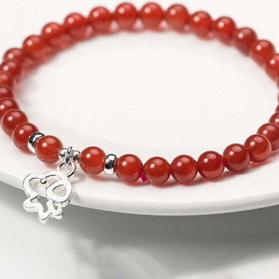 Vòng tay đá mã não đỏ charm cún con mệnh hỏa, thổ - Ngọc Quý Gemstones