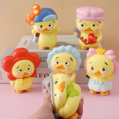 Đồ Chơi Squishy Giảm Căng Thẳng Vịt Mặt Quạo Value Toys (Mẫu ngẫu nhiên)