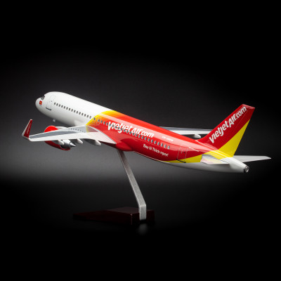 Mô hình máy bay Vietjet Air Airbus A320 lắp ráp có đèn 47cm MBMH46