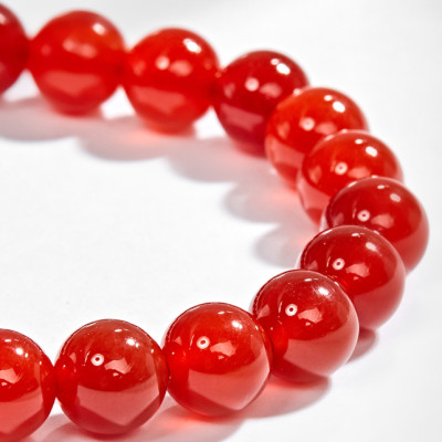 Vòng Tay Đá Mã Não Đỏ Charm Tuổi Tỵ Bạc Mạ Vàng 24K Ngọc Quý Gemstones