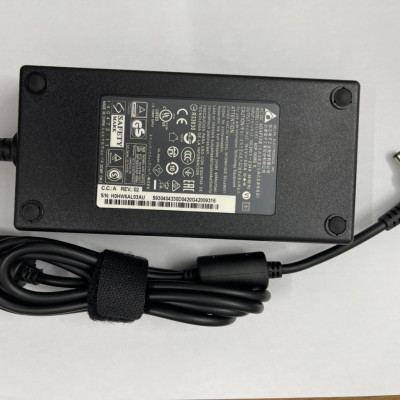 Sạc dành cho Laptop Gaming MSI GE62MVR GE63 GE73 GE73VR GL63 GL73 GL73-032 7.4mm*5.0mm 230W hàng nhập khẩu