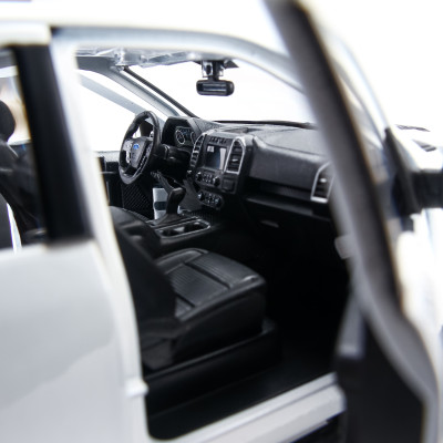 Mô Hình Xe Ford Raptor F-150 Special 2017 White 1:24 Maisto MH-31266