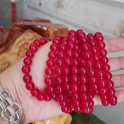 Vòng tay nữ đá mã não đỏ hạt 8mm tươi đậm bóng đẹp Nữ mệnh hỏa mệnh thổ đeo đẹp xinh xinh tay Vòng màu này Nữ lớn nhỏ bé đeo được hết đeo vòng đỏ cho may mắn cả năm xinh đẹp tay ạ