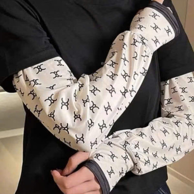 Găng Tay Chống Nắng Nữ Hở Ngón Lụa Lạnh – Chống Tia UV, Mát Lạnh, Phong Cách Hàn Quốc - HÀNG CHÍNH HÃNG MINIIN