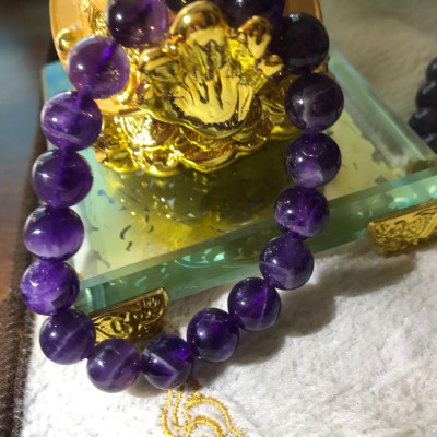 VÒNG NỮ MÀU TÍM ĐẸP ĐẸP NHE 10LY ĐÁ THẠCH ANH TÍM THIÊN NHIÊN ĐẸP ĐẸP 18 HẠT Ạ