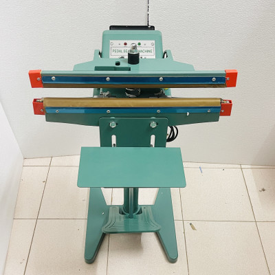 Máy hàn miệng túi dập chân PSF-650. 8mm gia nhiệt 2 hàm có giá đỡ