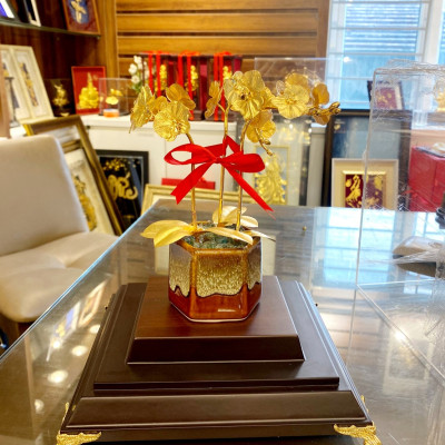 Chậu Hoa Lan 3 Nhánh Dát Vàng MT Gold Art (27x23x16cm)- Hàng Chính Hãng- Quà tặng cao cấp, ý nghĩa tặng sếp khách hàng, đối tác... nhân các dịp đặc biệt như sinh nhật, tân gia, khai trương, kỷ niệm thành lập...