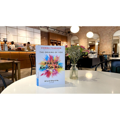 Phá Vỡ Khuôn Mẫu