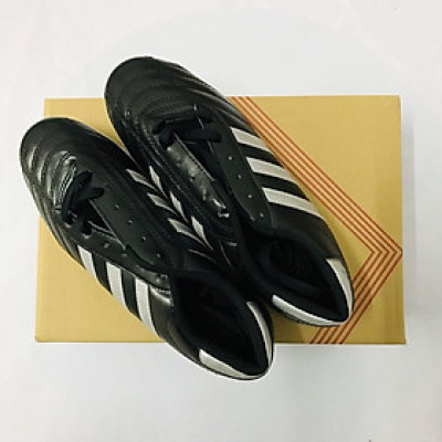 Mẫu giày thể thao đá bóng cao cấp  3 sọc đen 2022