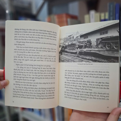 BÚT KÝ LÍNH TĂNG - HÀNH TRÌNH ĐẾN DINH ĐỘC LẬP - Nguyễn Khắc Nguyệt – Nxb Trẻ 