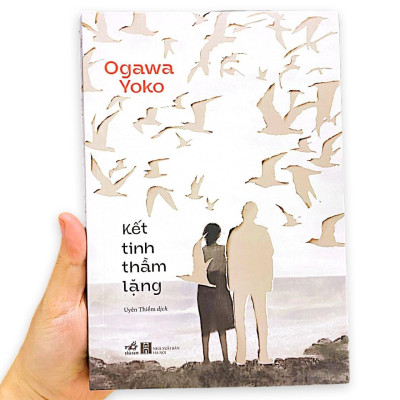 Sách - Kết Tinh Thầm Lặng