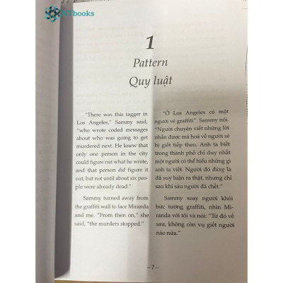 Combo 2 Cuốn Sách Mật Mã Trên Tường + Bí Mật, Dối Trá Và Đại Số – Wendy Lichtman (Song ngữ Anh – Việt)