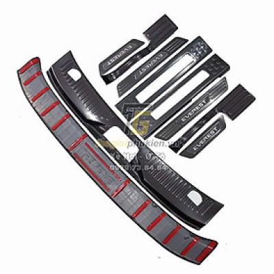 COMBO Nẹp bước chân và ốp chống trầy cốp Ford Everest vân Carbon