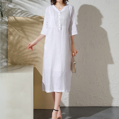 Đầm suông trắng linen phối cúc, thiết kế cổ V thanh lịch, đầm có túi tiện lợi NH190