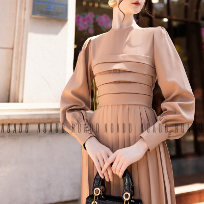Đầm nâu xếp ly dài tay NGADO