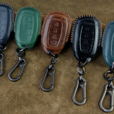 Bao Da Chìa Khóa Handmade Hyundai Accent 4 nút Ép phôm Da Bò Thật - hàng chính hãng