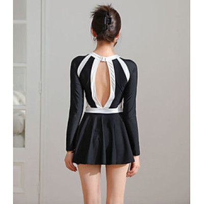 Bộ đồ bơi bikini nữ kín đáo 1 mảnh đi tắm biển giấu bụng váy liền áo dài tay - B.42