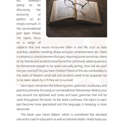 Useful Vietnamese For Expats - 3 (Quét QR Code tại App MCBooks Để Nhận Bộ Quà Tặng) (Quà Tặng: Bút Animal Kute