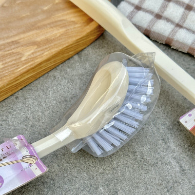 Chổi cọ toilet cán dài, đầu cong Seiwa Pro 40cm