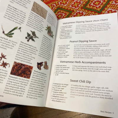 Sách - Quick & Easy Vietnamese Cooking | English Cookbooks / Sách Nấu ăn Tiếng Anh / Ẩm thực Việt