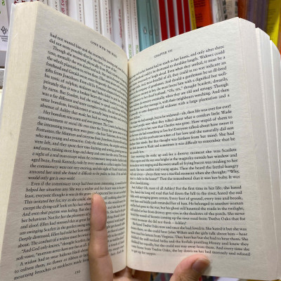 Sách - Gone With The Wind by Margaret Mitchell | Classics / Historical Fiction / Ngoại văn Kinh điển