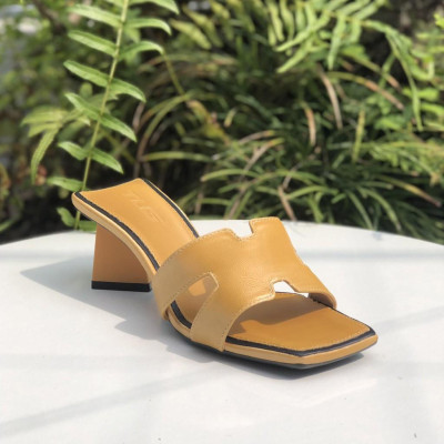 Guốc nữ 5 phân chữ H hot trend trẻ trung năng động 21421