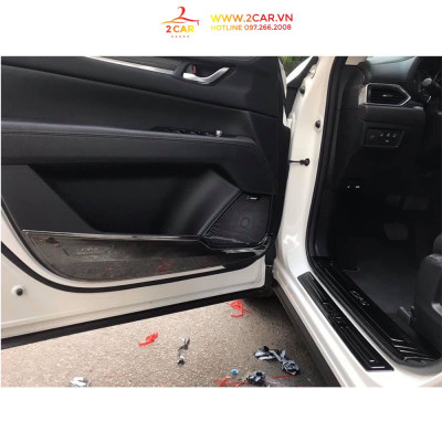Ốp bậc cửa, Nẹp bước chân CARBON Xe Mazda CX5, CX-5 2018 2019 2020 2021 2022 Vân cacbon cao cấp