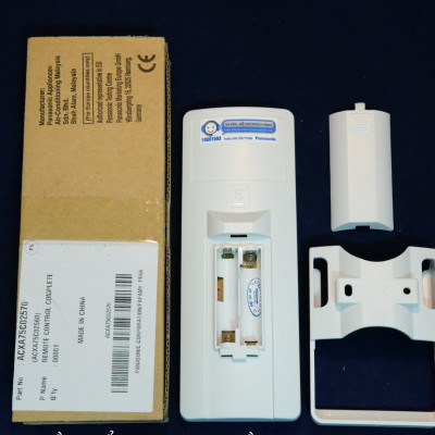 Điều khiển điều hoà Panasonic Model CS-U12TKH-8-Hàng chính hãng