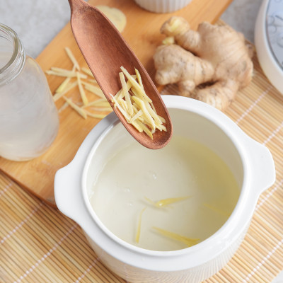 Yến Loan - Yến hũ 7g yến chưng sẵn với Gừng không chất bảo quản rất tốt cho người già giúp phục hồi sức khỏe